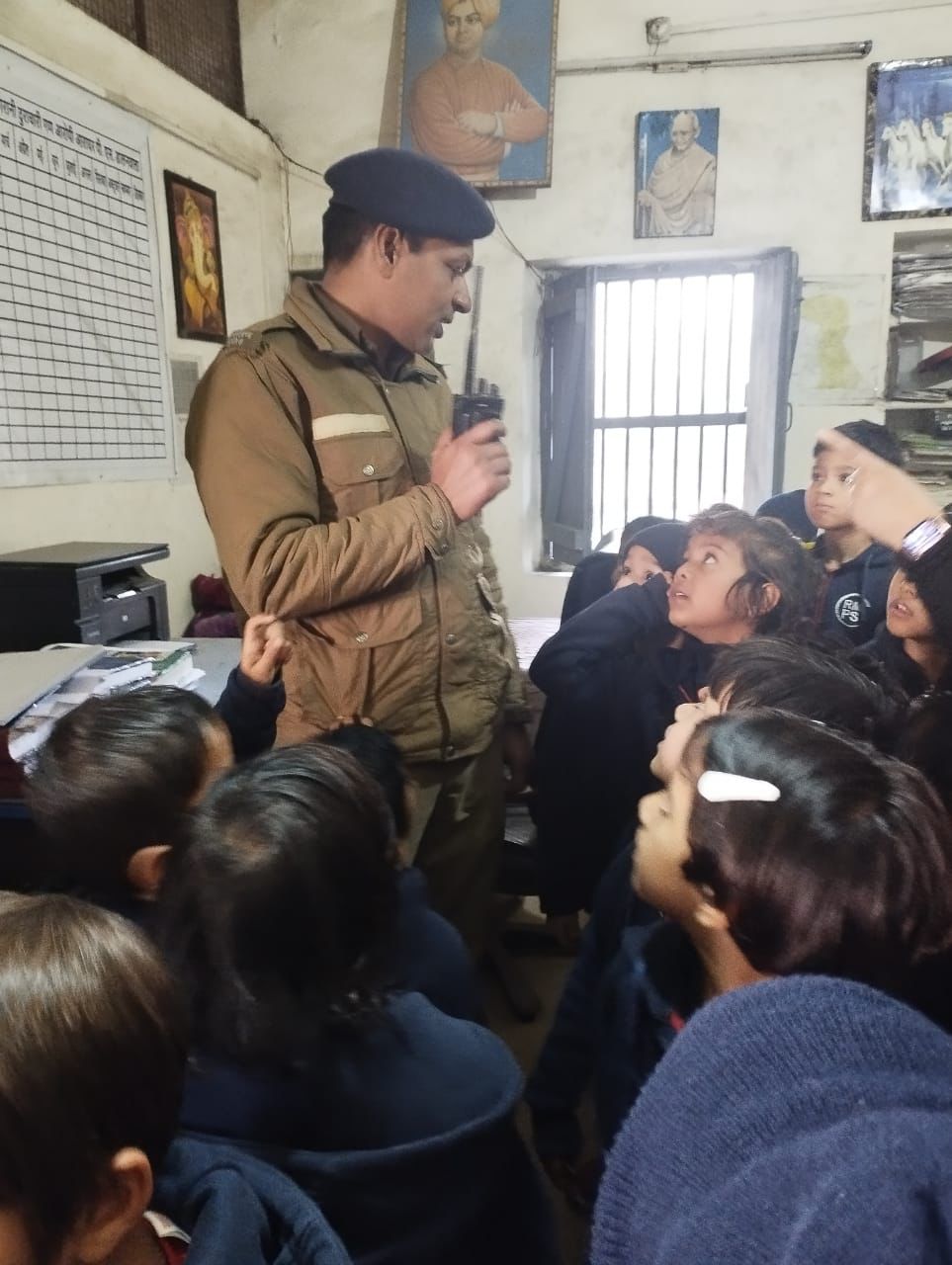 student visit to police station